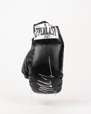  - Mike Tyson - Guantone Boxe firmato – Cert. PSA/DNA