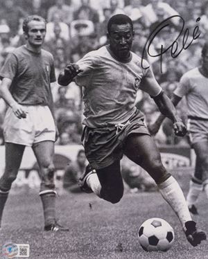  - Pelé – Foto autografata - 21,5x 20 cm (8”x10” inch)  - Cert. Beckett