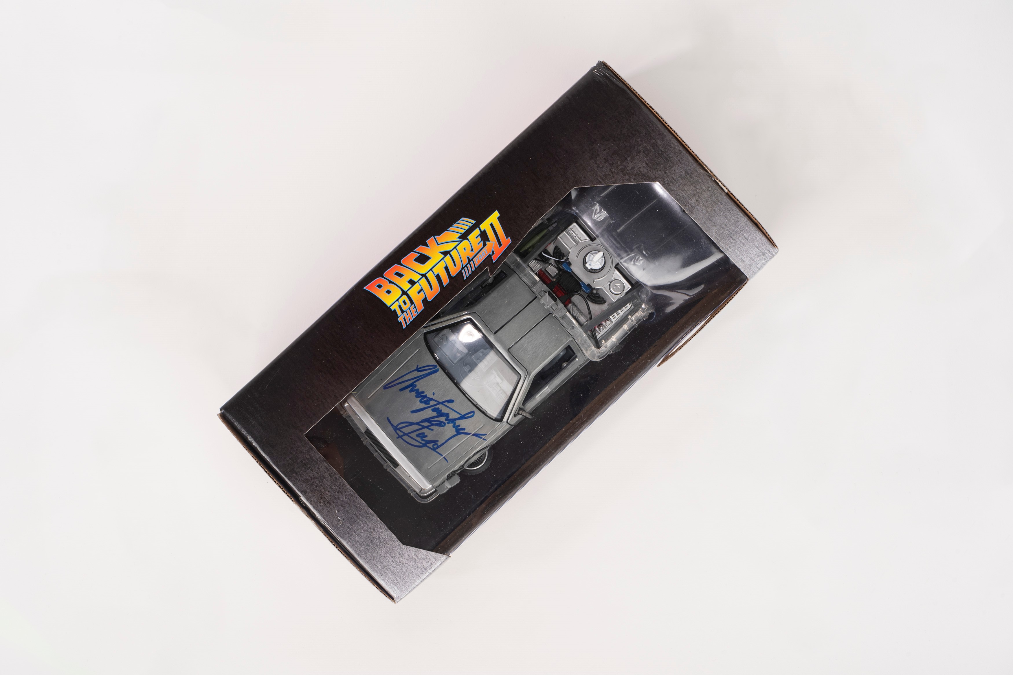 Christopher Lloyd – Ritorno al Futuro – Modellino Auto Autografato – Cert. Beckett