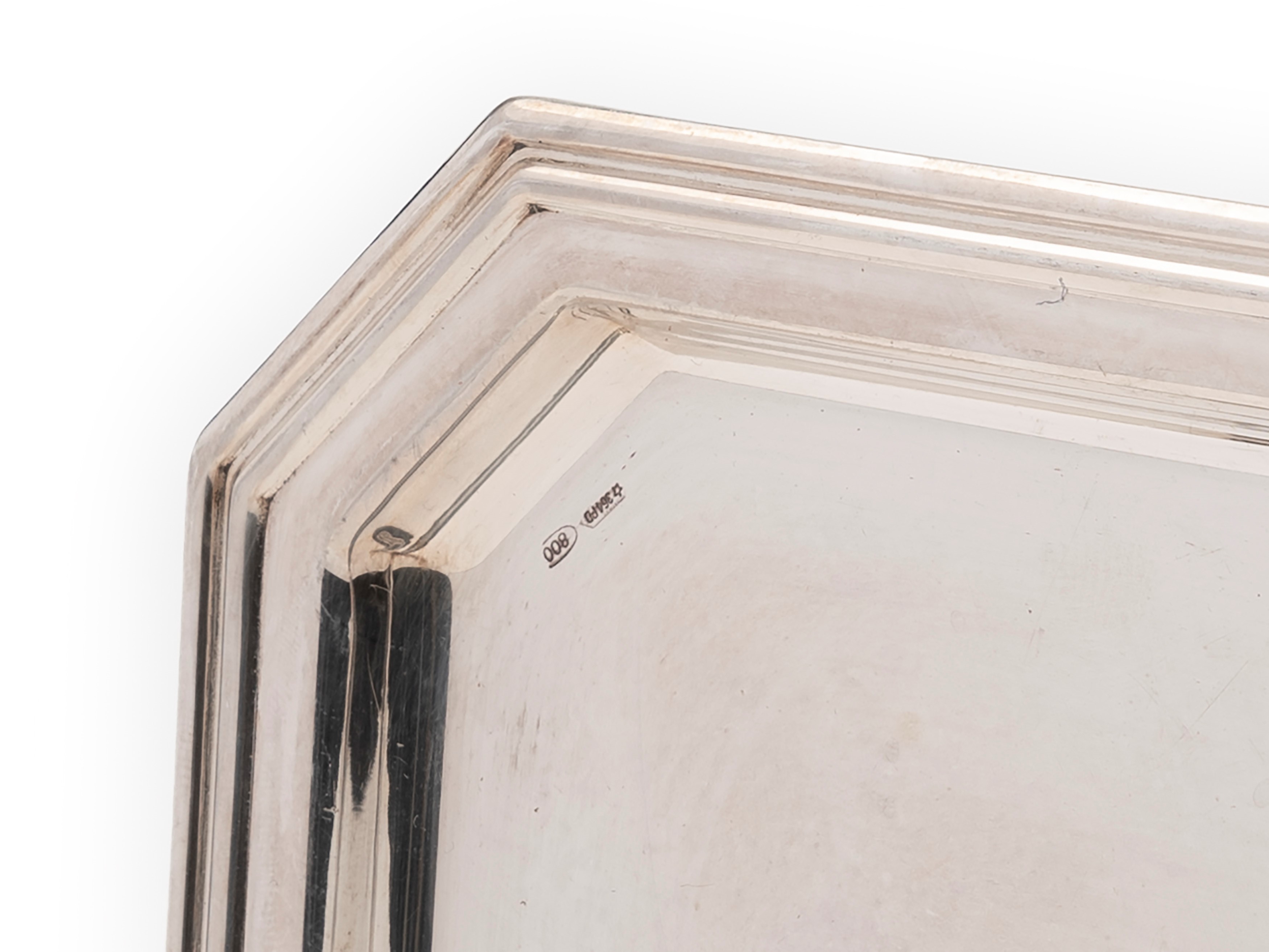 Gruppo di cinque oggetti