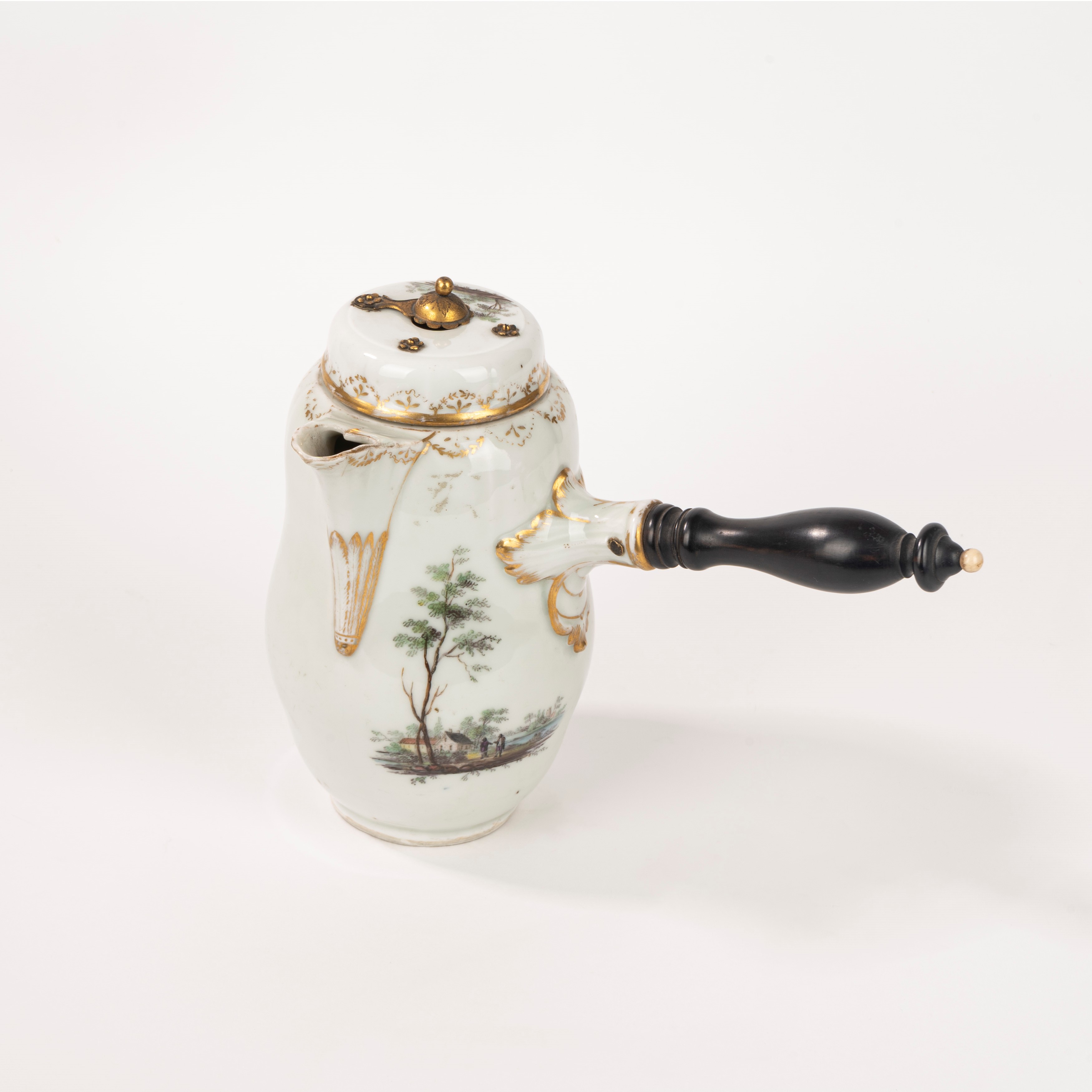 Cioccolatiera in porcellana