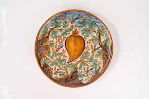Majolica cake stand, central-southern Italy, 18th century