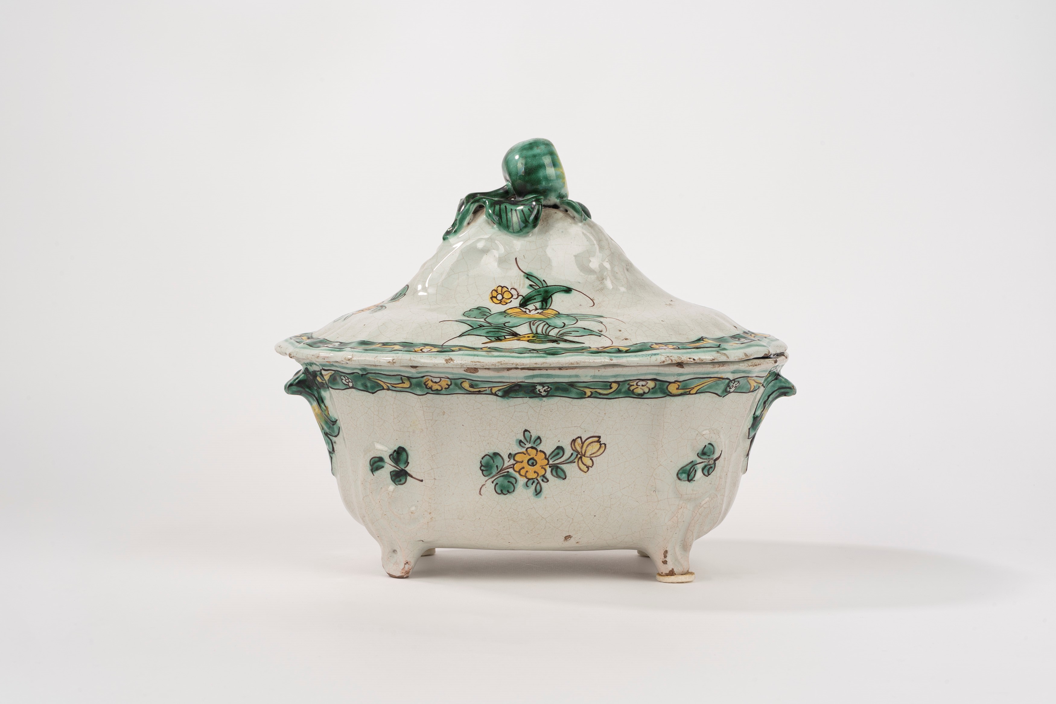Zuppiera in Maiolica di Cerreto, Secolo XVIII