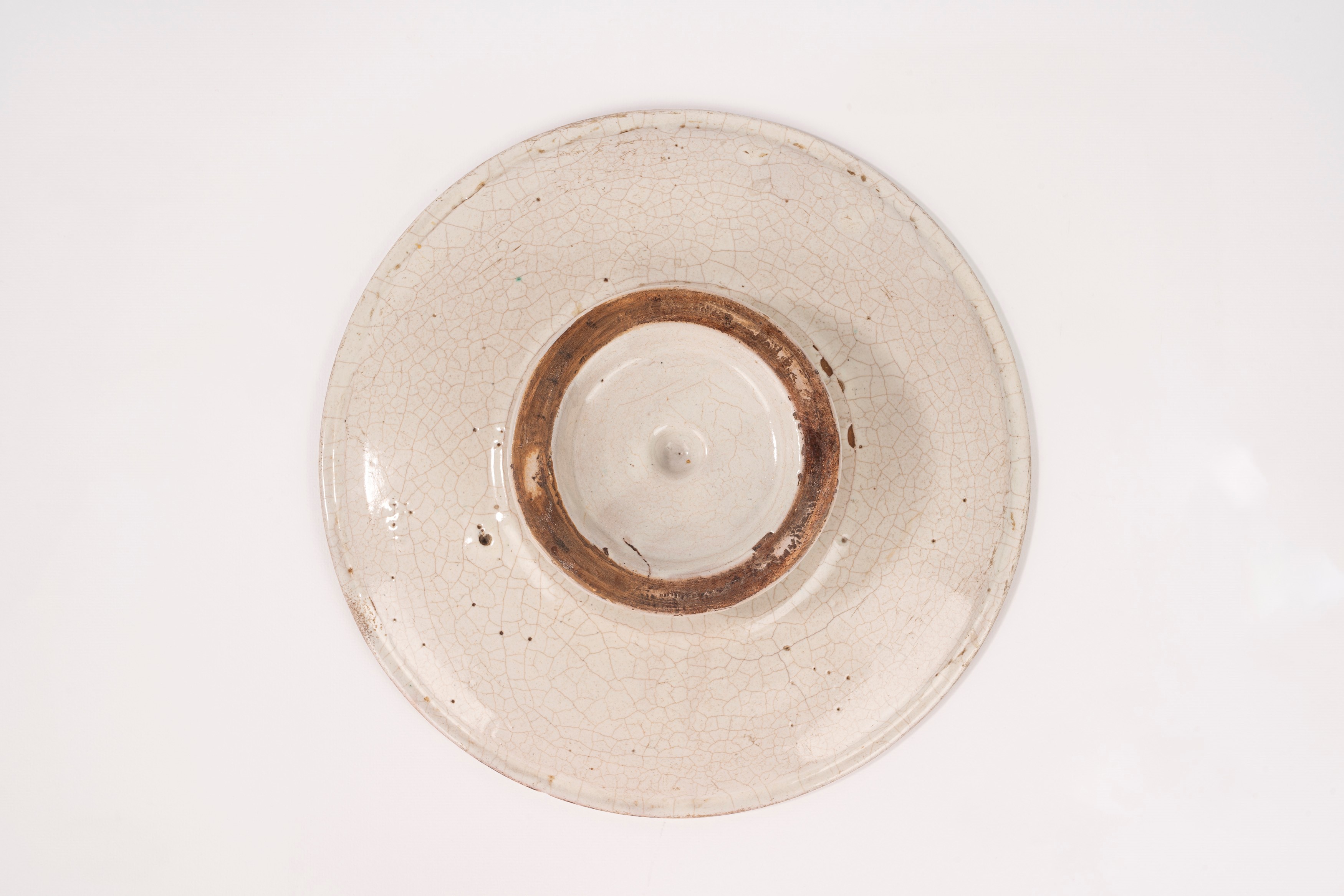 Alzata in maiolica, Deruta secolo XVII