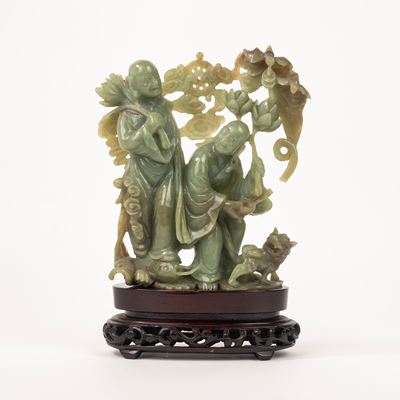 Gruppo Scultoreo in Pietra Dura Verde, Cina Secolo XX