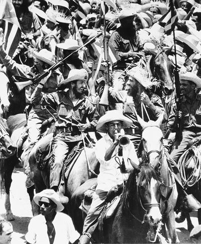 The entrance of Fidel Castro and Camilo Cienfuegos in Havana, 26th July 1959, stampa successiva a...