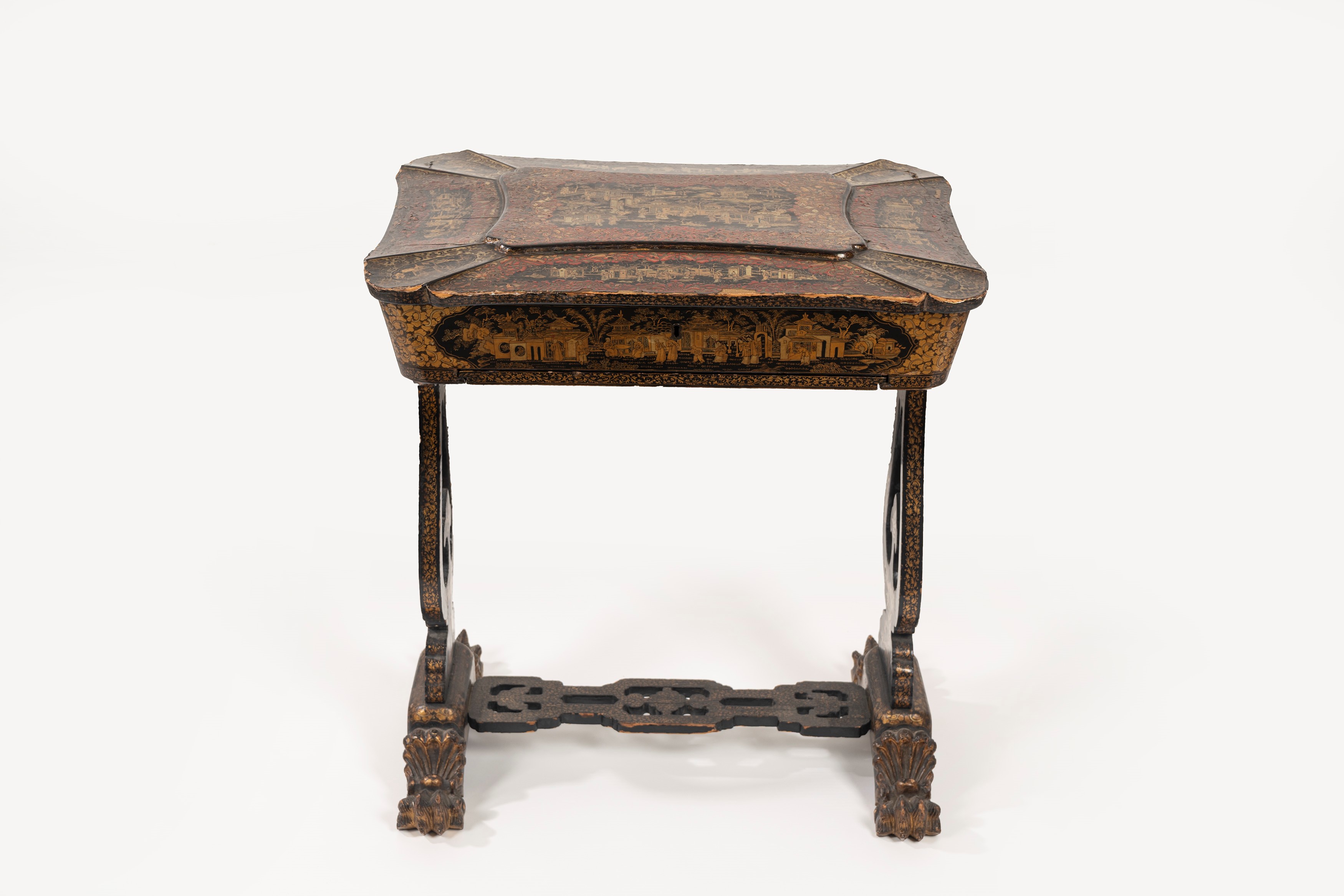 Tavolino da Lavoro in Lacca Decorato a Chinoiserie, Secolo XIX