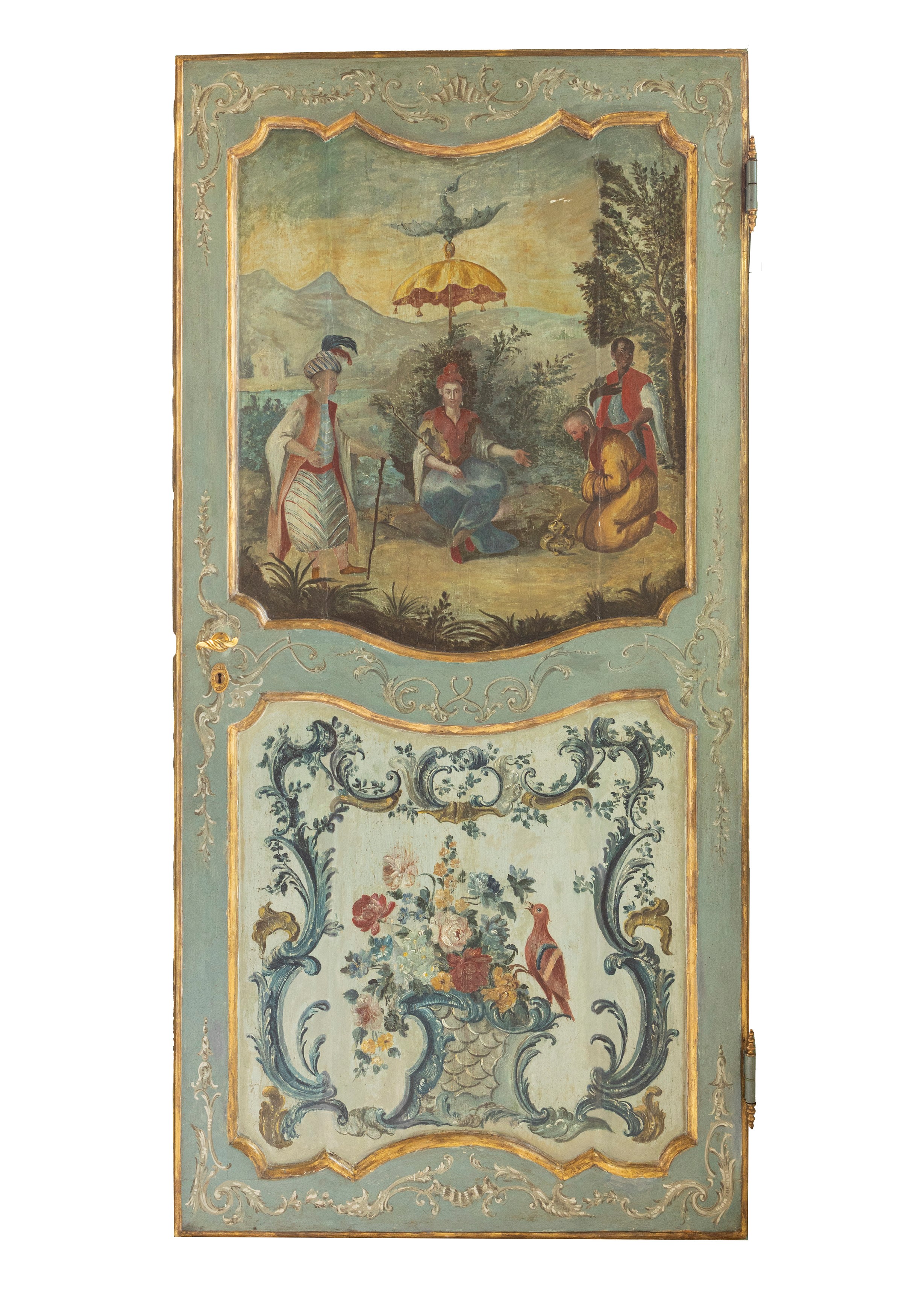 Quattro porte in legno dipinto e parzialmente dorato