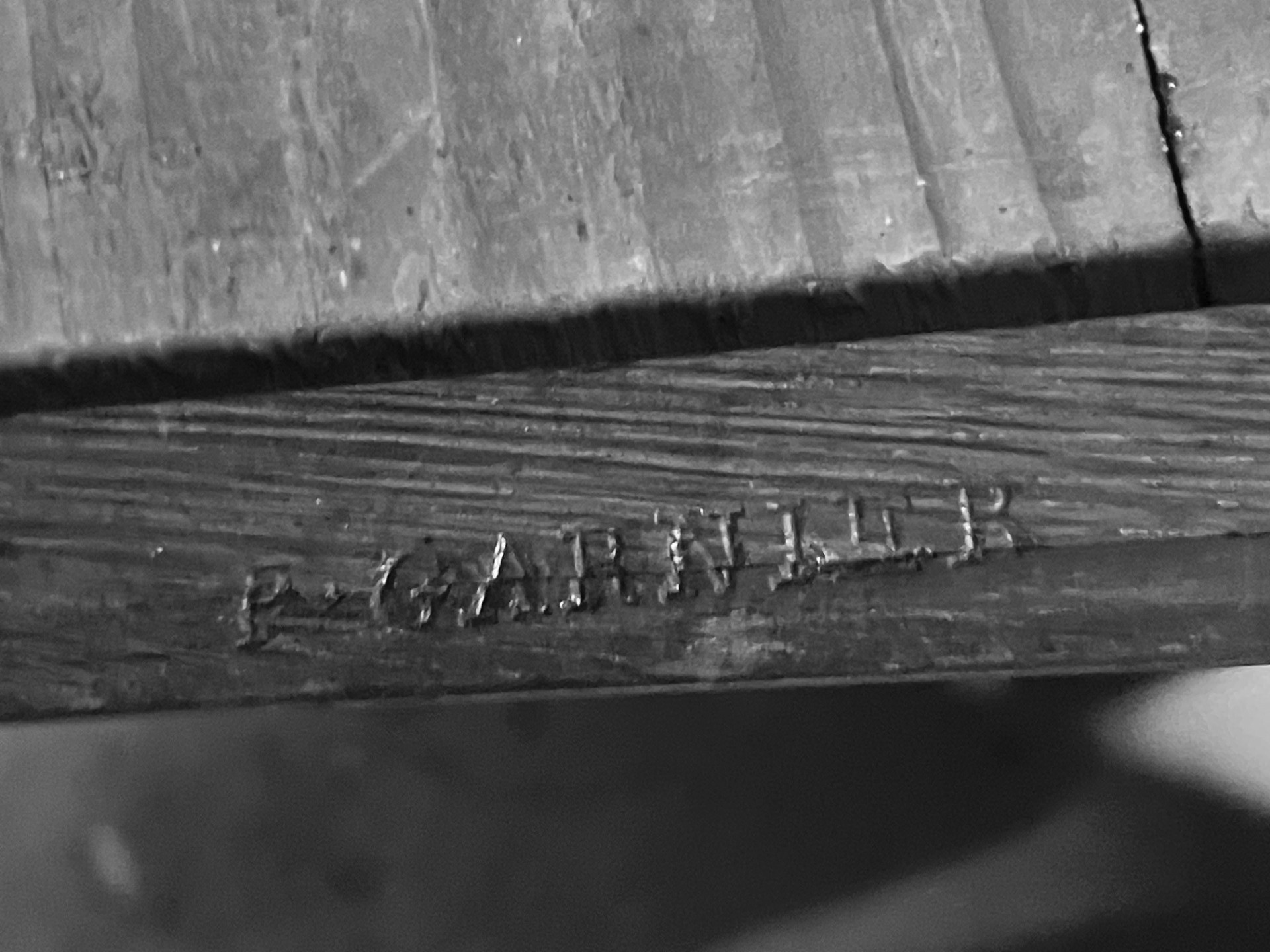 Tavolo da scrittura in mogano, stampigliato P. Garnier, Luigi XVI