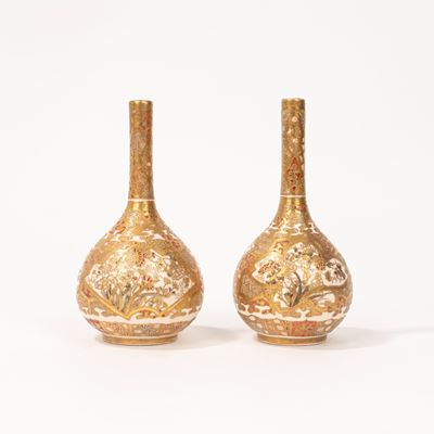 Coppia di Vasetti in Ceramica Satsuma, Giappone Periodo Meiji