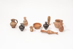 Lot consisting of ten archaeological finds
