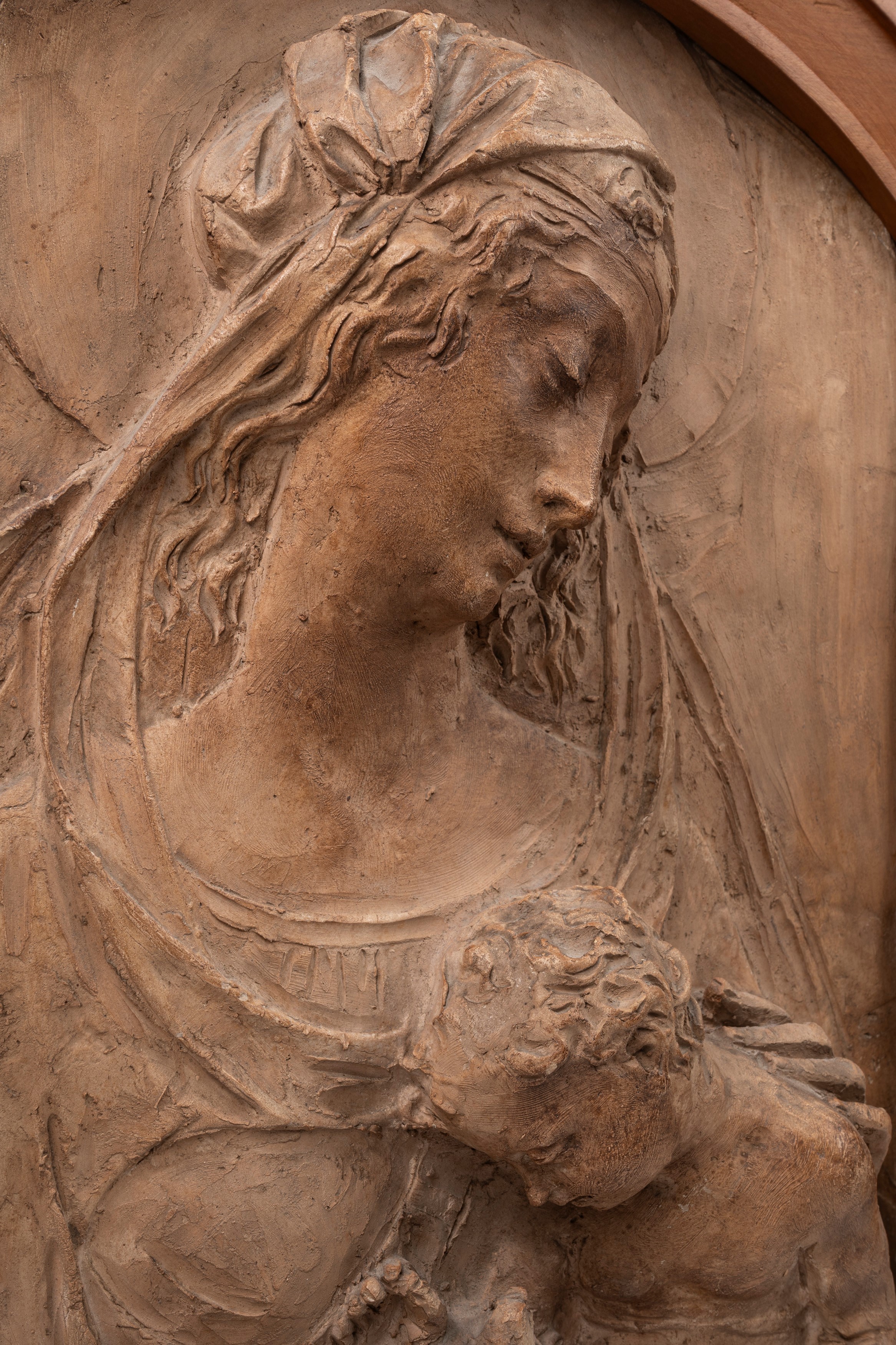 Altorilievo in Terracotta Raffigurante Madonna con Bambino, Secolo XIX