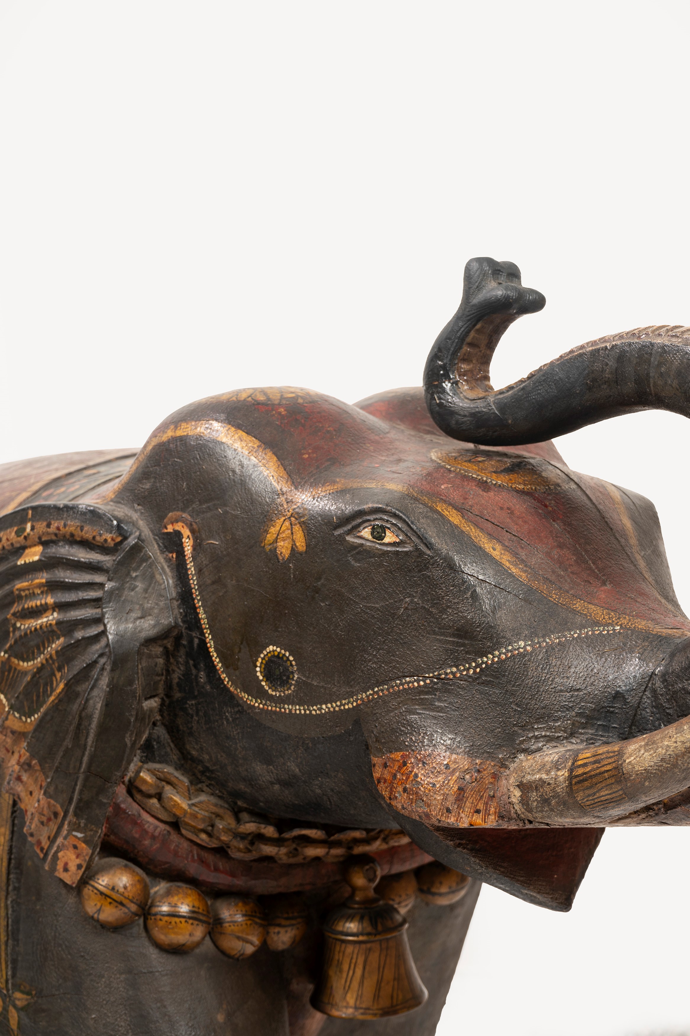 Elefante in Legno Laccato Policromo, India Secolo XIX
