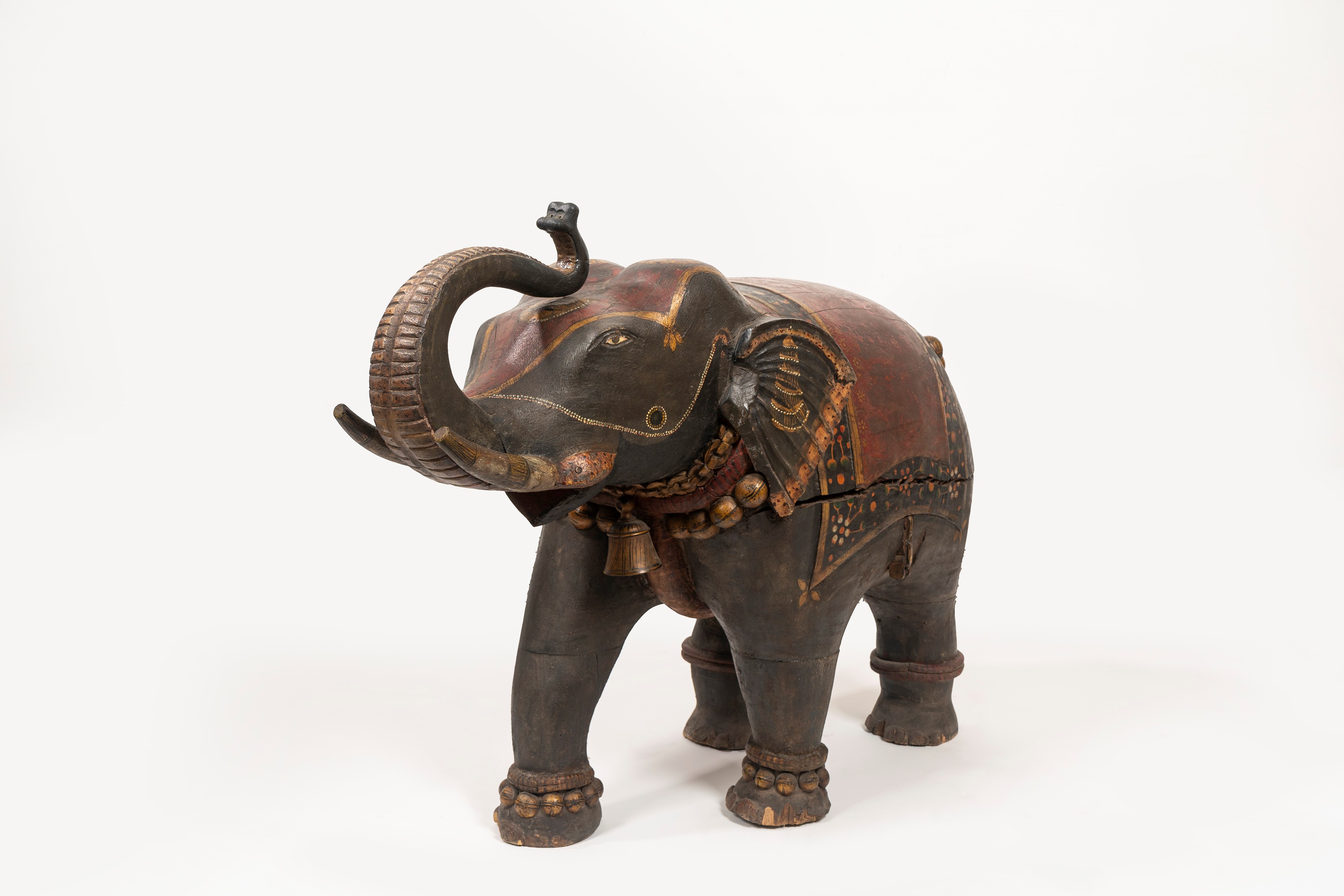 Elefante in Legno Laccato Policromo, India Secolo XIX