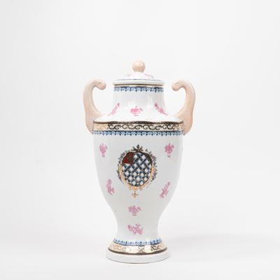 Vaso Biansato con Coperchio in Porcellana Policroma, 1851