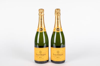 Veuve Cliquot Ponsardin (2 Bt)