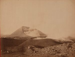 Etna. Eruzione del 1892. Crateri visti a 100 metri il giorno 19 agosto