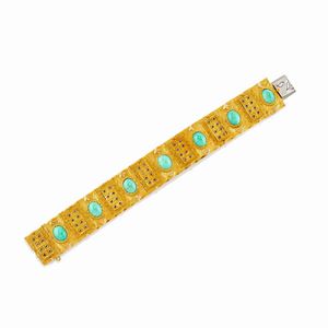 A 18K yellow gold, turquoise and sapphire bracelet