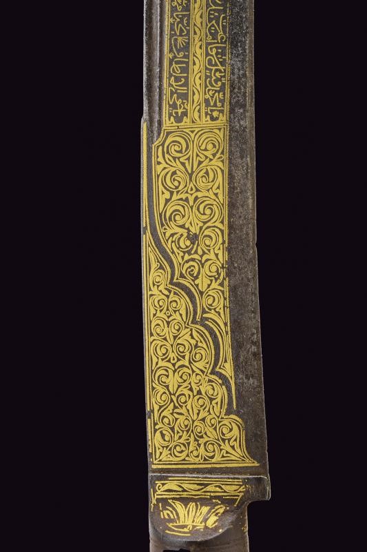 Yatagan con interessante lama