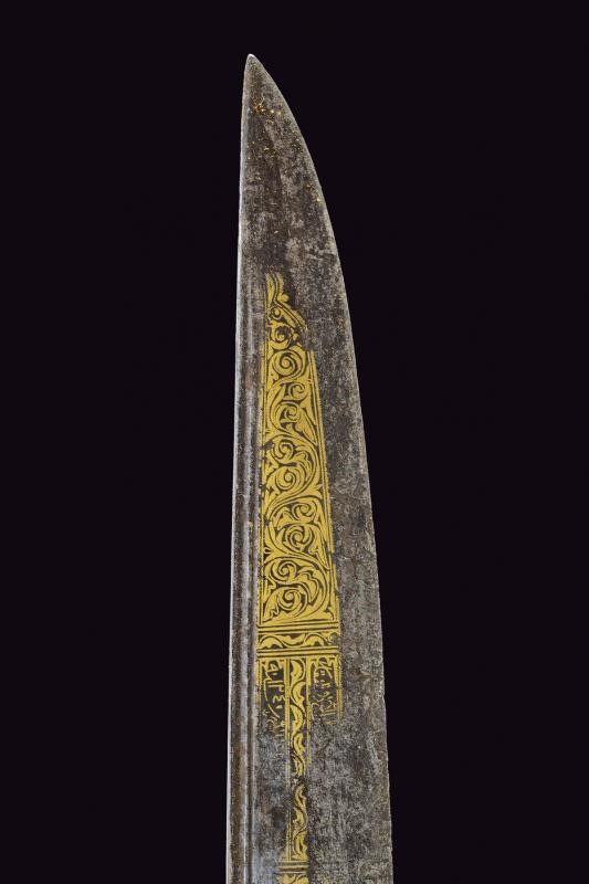 Yatagan con interessante lama