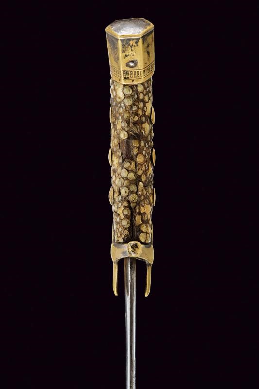 Rara sciabola tatara con lama in damasco