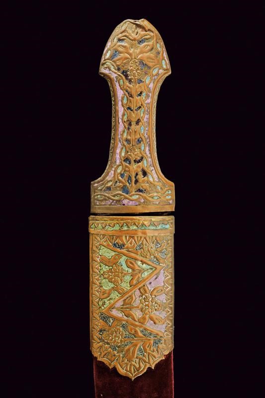 Kindjal, Lama dritta decorata in argento e legno, Caucaso, XIX Secolo