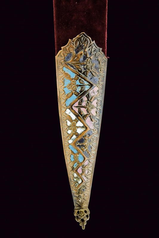 Kindjal, Lama dritta decorata in argento e legno, Caucaso, XIX Secolo