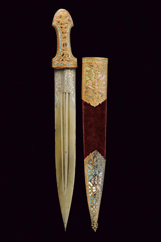 Kindjal, Lama dritta decorata in argento e legno, Caucaso, XIX Secolo