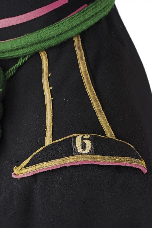 Lotto di una giubba da sergente e un moretto dei bersaglieri