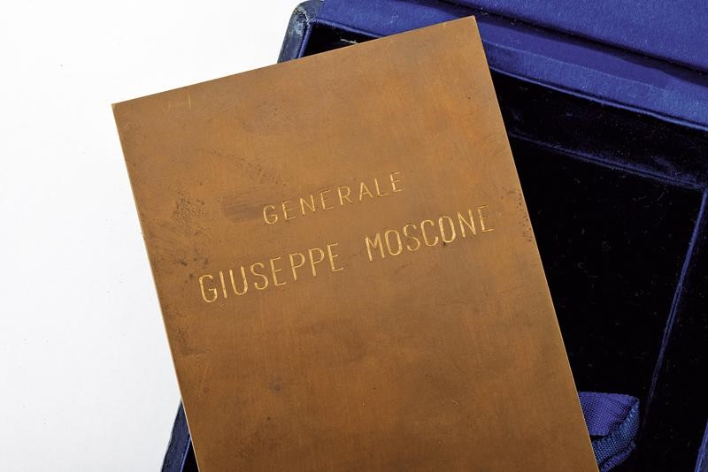 Moscone, Placchetta commemorativa dell'Impero d'Africa Orientale