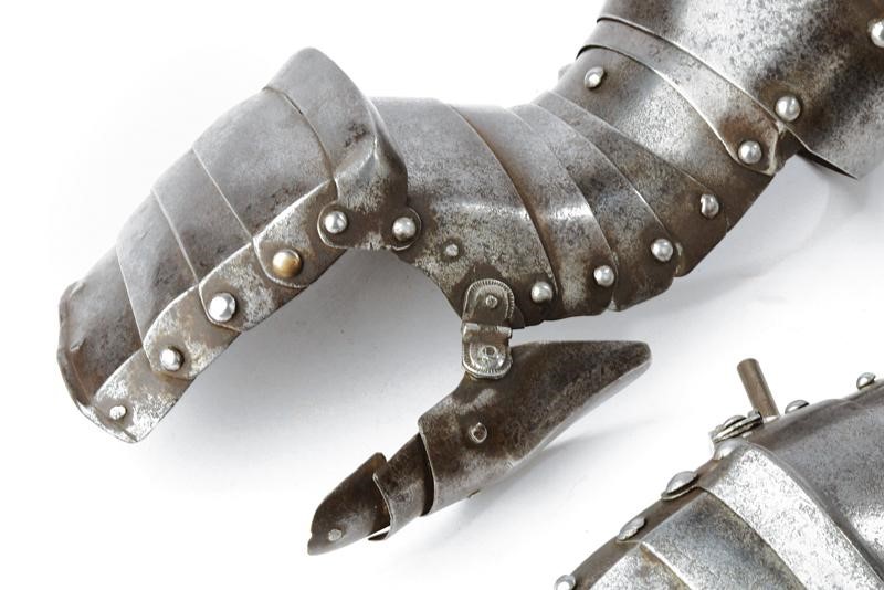 Paio di manopole, Germania, circa 1600