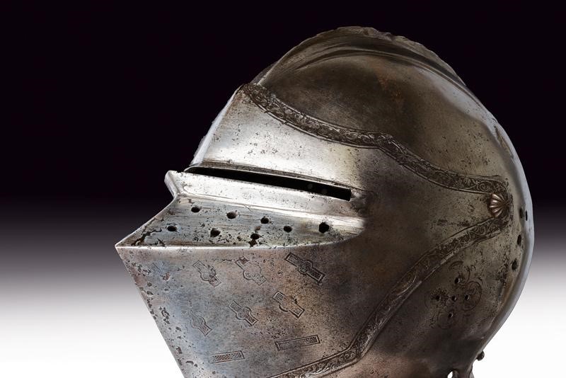 Elmo chiuso inciso, Germania del Sud, circa 1540