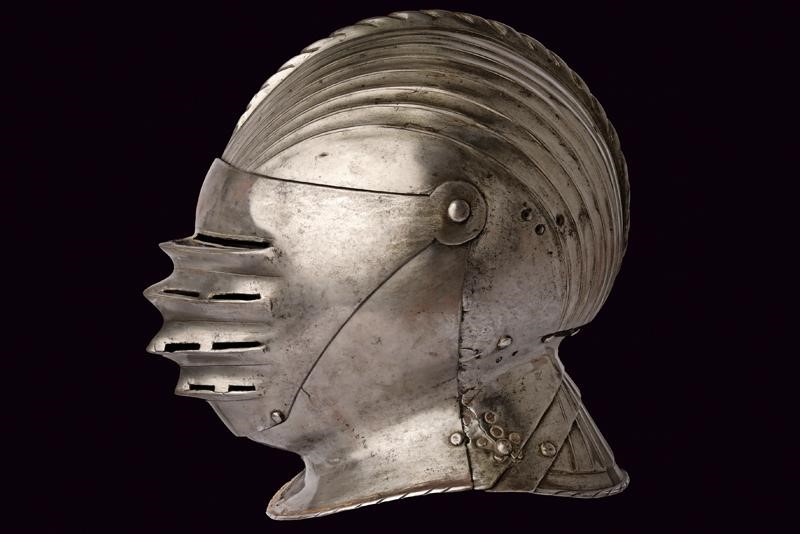 Bell'elmo Massimiliano a due creste, Germania del Sud, 1520/30