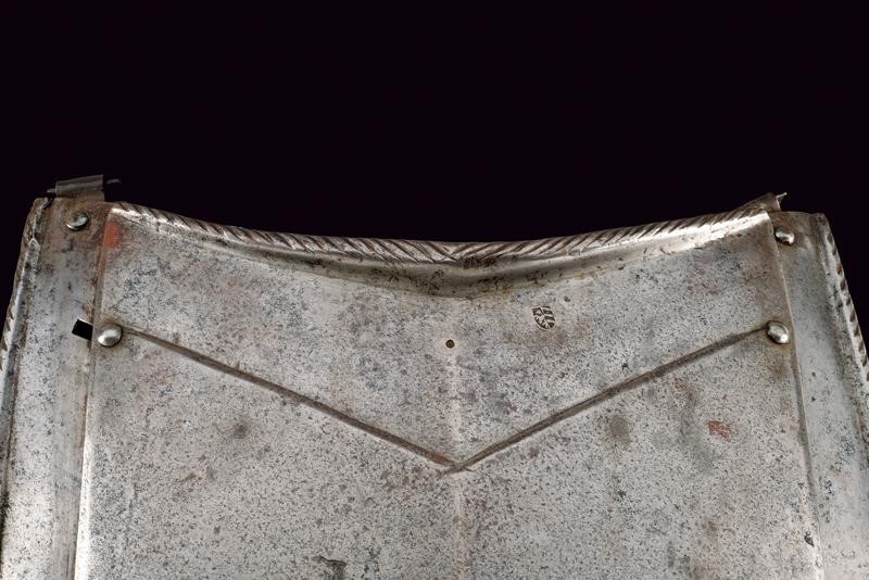 Bel petto, marca di Norimberga, ferro, 1550
