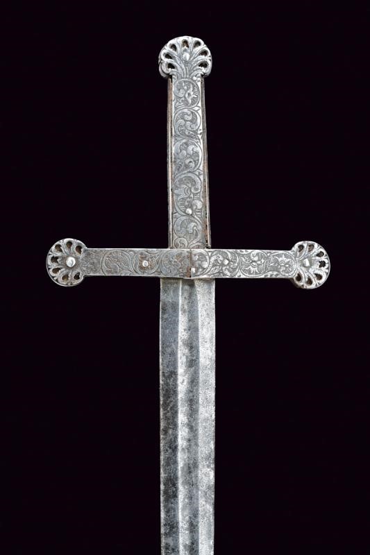 Spada, lama dritta a due fili con fornimento a croce