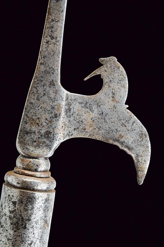 Cuspide in ferro con ornamentazione a testa di gallo, Italia, XVI Sec.