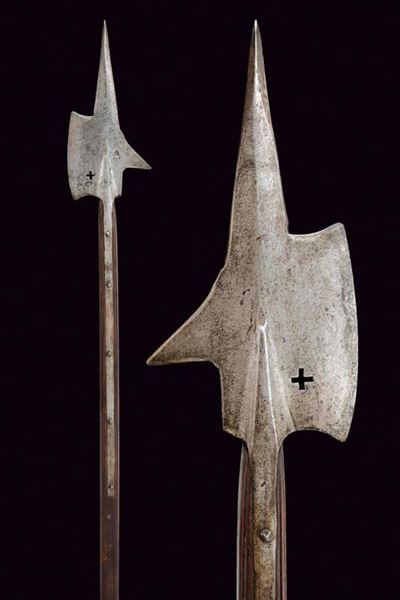 Alabarda di Sempach, ferro svizzero, metà XVII secolo, altezza 210,5 cm