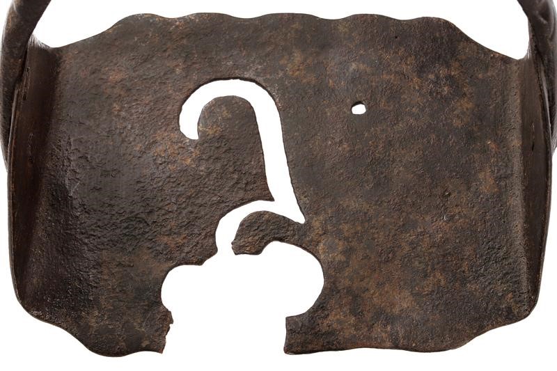 Lotto di quattro staffe in ferro, Europa, XVI - XVII secolo