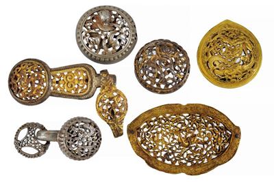 Fornimenti per briglie o selle, ferro e bronzo dorato, Tibet, 1700 circa