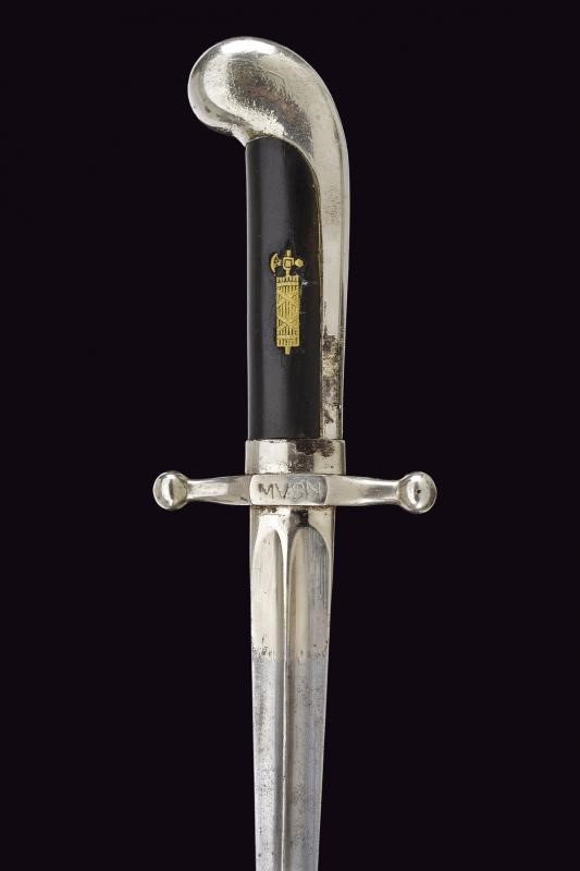 Pugnale Mod. 1923 per ufficiali MVSN, Regno d'Italia, lunghezza 31,7 cm