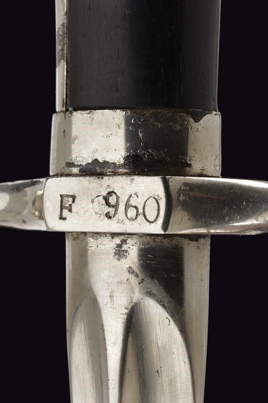 Pugnale Mod. 1923 per ufficiali MVSN, Regno d'Italia, lunghezza 31,7 cm