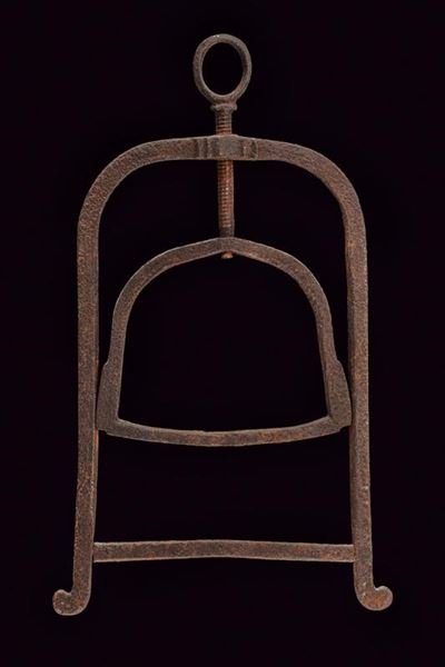 Attrezzo da tortura, ferro, altezza 20.5 cm, Europa, circa 1800