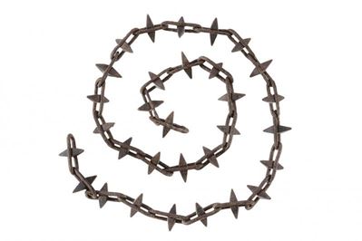 Catena, ferro con elementi ovali e borchie romboidali, XVI/XVII secolo