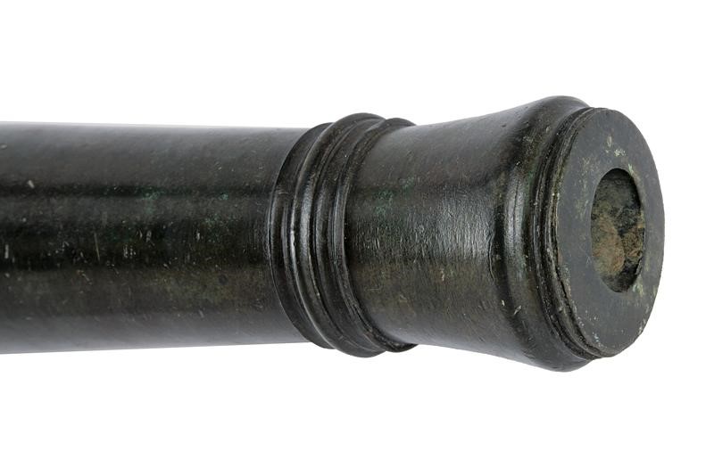 Olanda, Canne in bronzo datata 1691