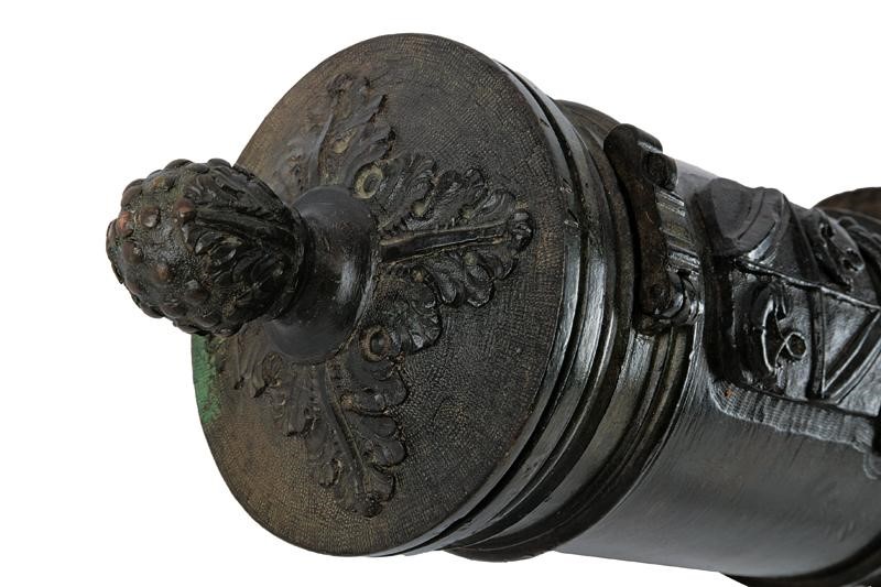 Olanda, Canne in bronzo datata 1691