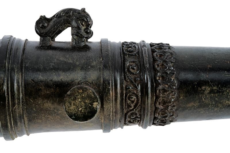 Olanda, Canne in bronzo datata 1691