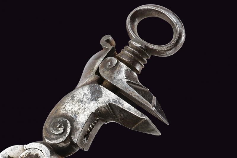 Batteria alla micheletta, Italia meridionale, fine XVIII Sec., lunghezza 13,2 cm.