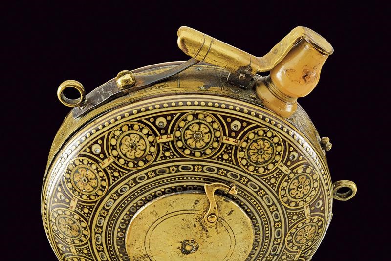 Fiasca da polvere con bussola, Germania, 1620 circa