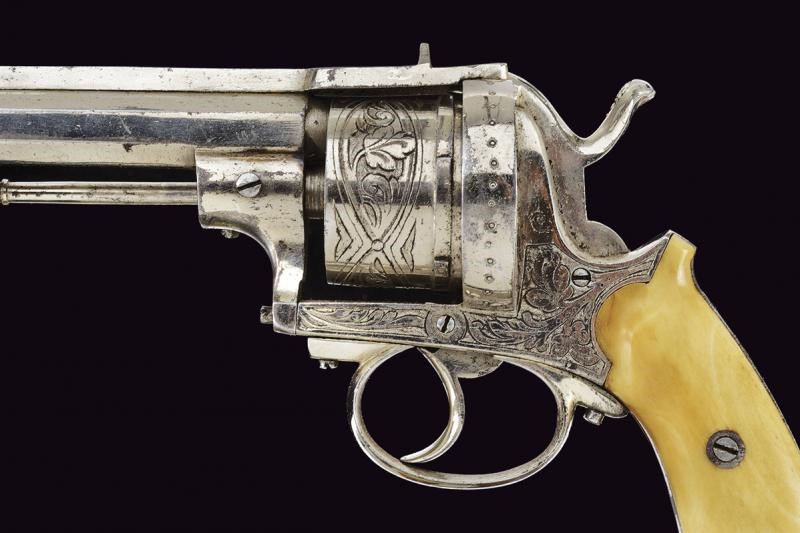 Revolver a spillo belga con fondina, 1860-70
