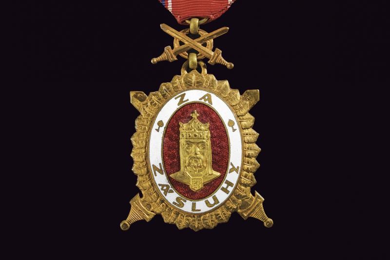 Ordine di Carlo IV, Croce di commendatore e decorazione da ufficiale, Cecoslovacchia, 1945 circa